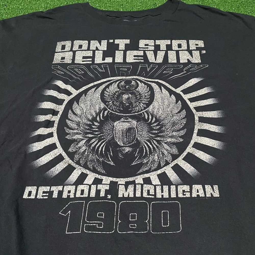 Journey Don't Stop Believin' Detroit 1980 T-Shirt Dark Gray American Classics XL